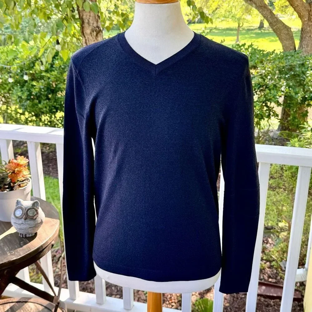 Ministry of Supply Atlas V Neck Sweater. Navy Blue Melange. Size Medium.